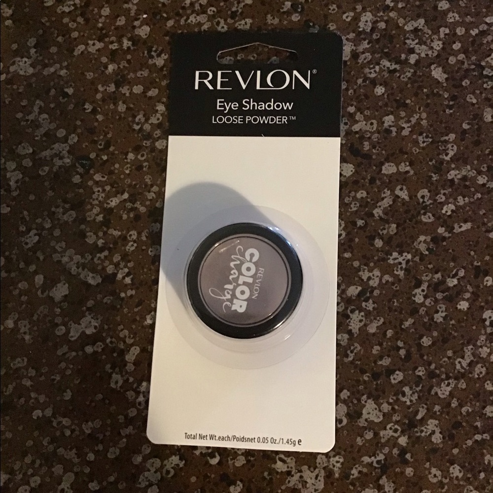REVLON EYESHADOW WITH FREE GIFT